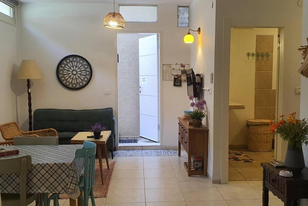 נקודת חן Διαμέρισμα Shadmot Devora Εξωτερικό φωτογραφία